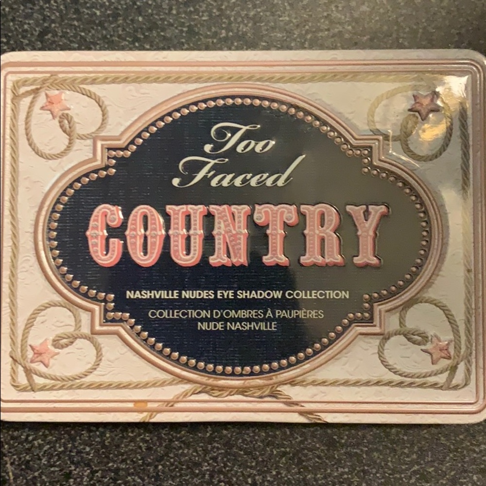Too Faced Country Palette